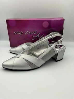 easy street Pumps Size 9.5 Silver Slingback Low Block Heel Pumps New